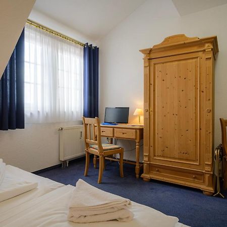 Hotel Zum Engel In Speyer - Roemerberg Berghausen  Exterior photo