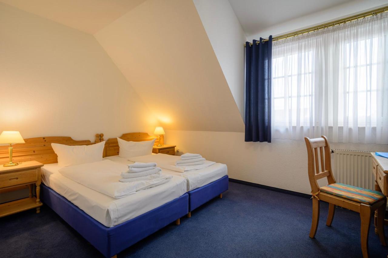 Hotel Zum Engel In Speyer - Roemerberg Berghausen  Exterior photo