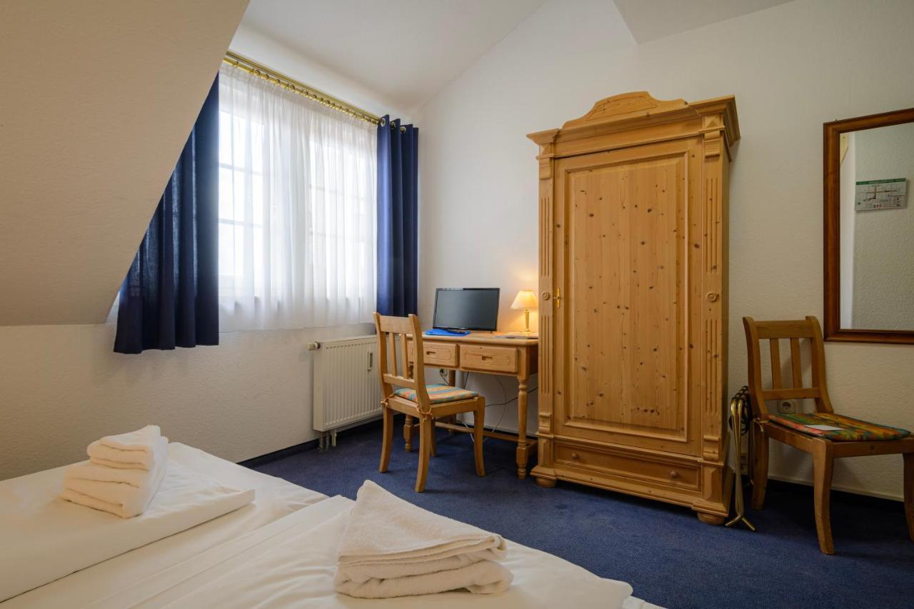 Hotel Zum Engel In Speyer - Roemerberg Berghausen  Exterior photo